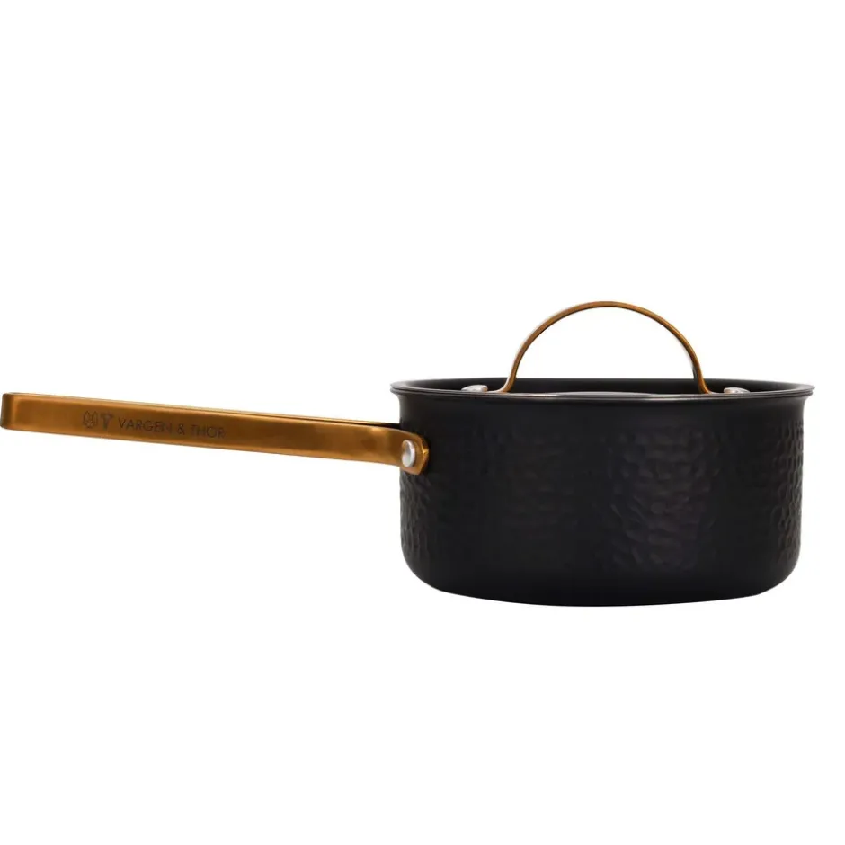 Arvet hamrad svart kastrull med lock, Viggo, 1 liter