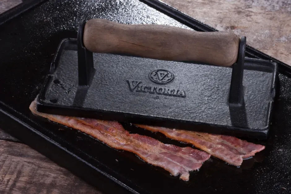 Bacon- och grillpress gjutjärn med trähandtag, 21x11 cm