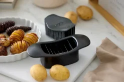 Classic hasselbackskärare, Svart