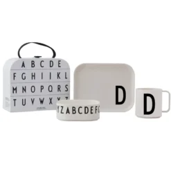Design Letters barnservis set, D