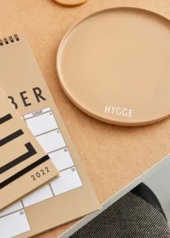 Design Letters favorittallrik Ø22 cm, Hygge-beige
