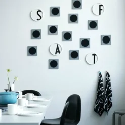 Design Letters tallrik, M