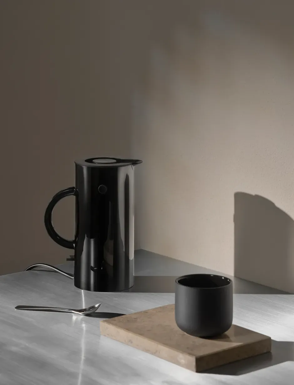 EM77 vattenkokare (EU) 0,5 L, Black
