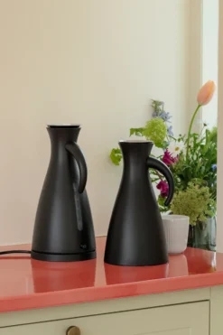 Eva Solo elektrisk vattenkokare 1,5 liter, Matt Black