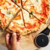 Gozney pizzaskärare, Hjul