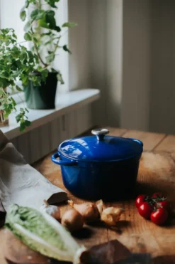 Gretl Gjutjärnsgryta rund knopp rostfritt stål 4 L, Blå