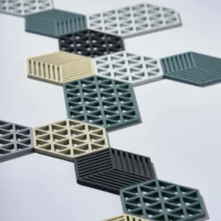 Hexagon grytunderlägg, warm grey
