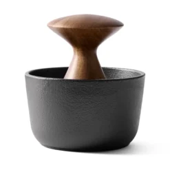 Kiruna mortel, Black