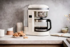 KitchenAid kaffebryggare 12 koppar 1,7 L, Almond cream