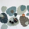Monstera Leaf Nupo bordstablett L, Army green