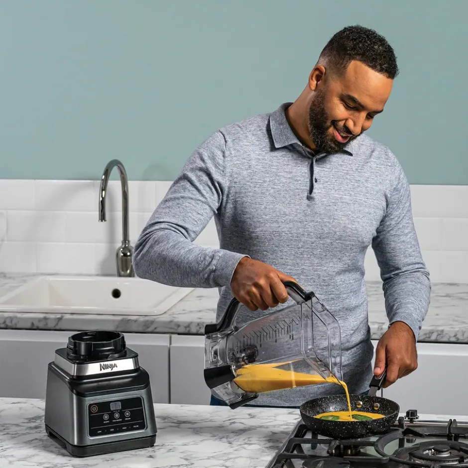 Ninja BN750 2-i-1 blender med Auto-iQ, Svart