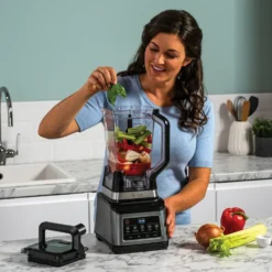 Ninja BN800 3-i-1 matberedare & blender m Auto-iQ, Svart