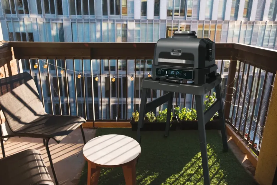 Ninja Woodfire elektrisk grill OG850EU smart cook system, Svart