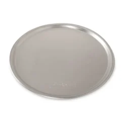 Nordic Ware naturals traditional pizzaplåt Ø38 cm, Aluminium