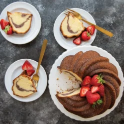 Nordic Ware swirl bundt bakform, 2,4 L