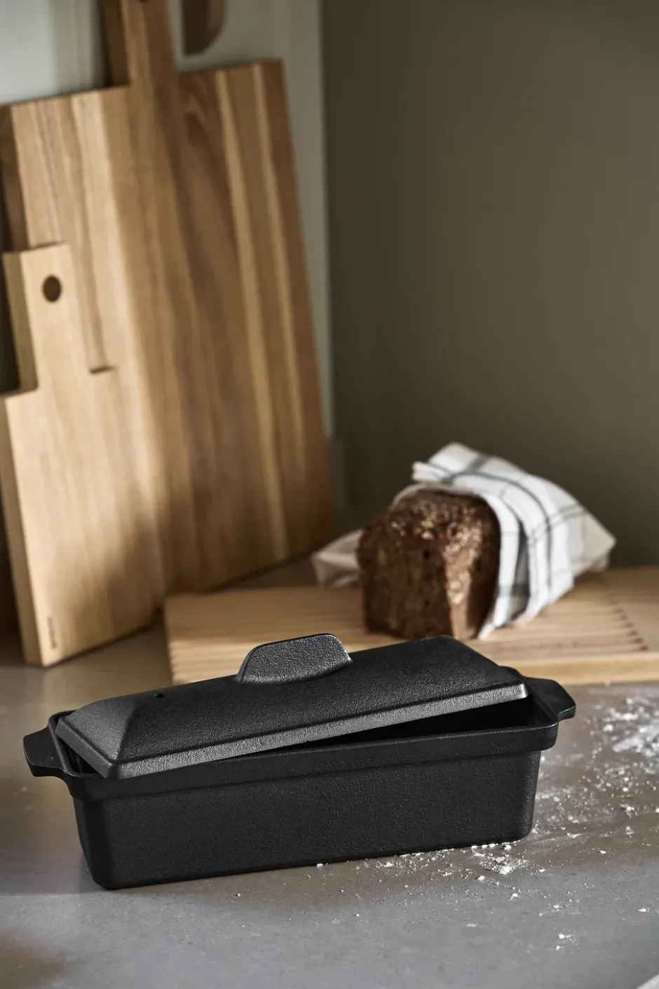 Nordwik brödform med lock 34 cm, Gjutjärn