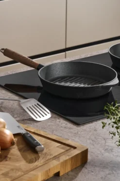 Nordwik grillpanna gjutjärn med trähandtag, 28 cm