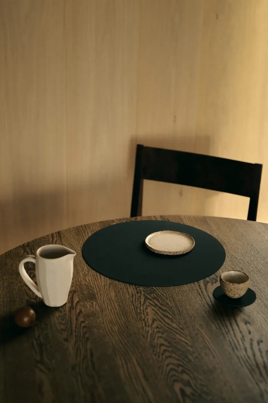 Nupo bordstablett, Black ink, circle, L