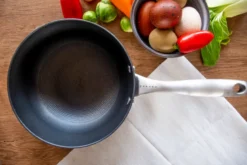 Satake kastrull sautés med glaslock 2 delar, 2 L