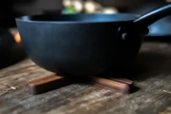 Satake magnetiskt grytunderlägg, Valnöt
