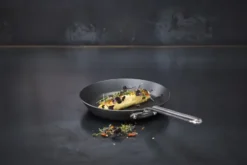 Scanpan stekpanna 22 cm, Svart