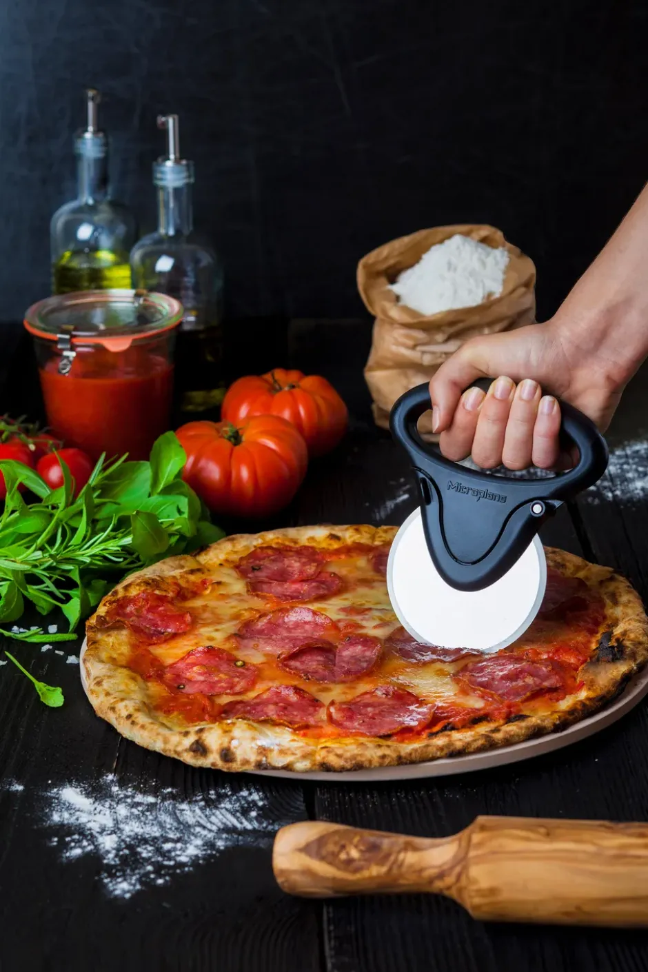 Speciality pizzaskärare 16 cm, Black