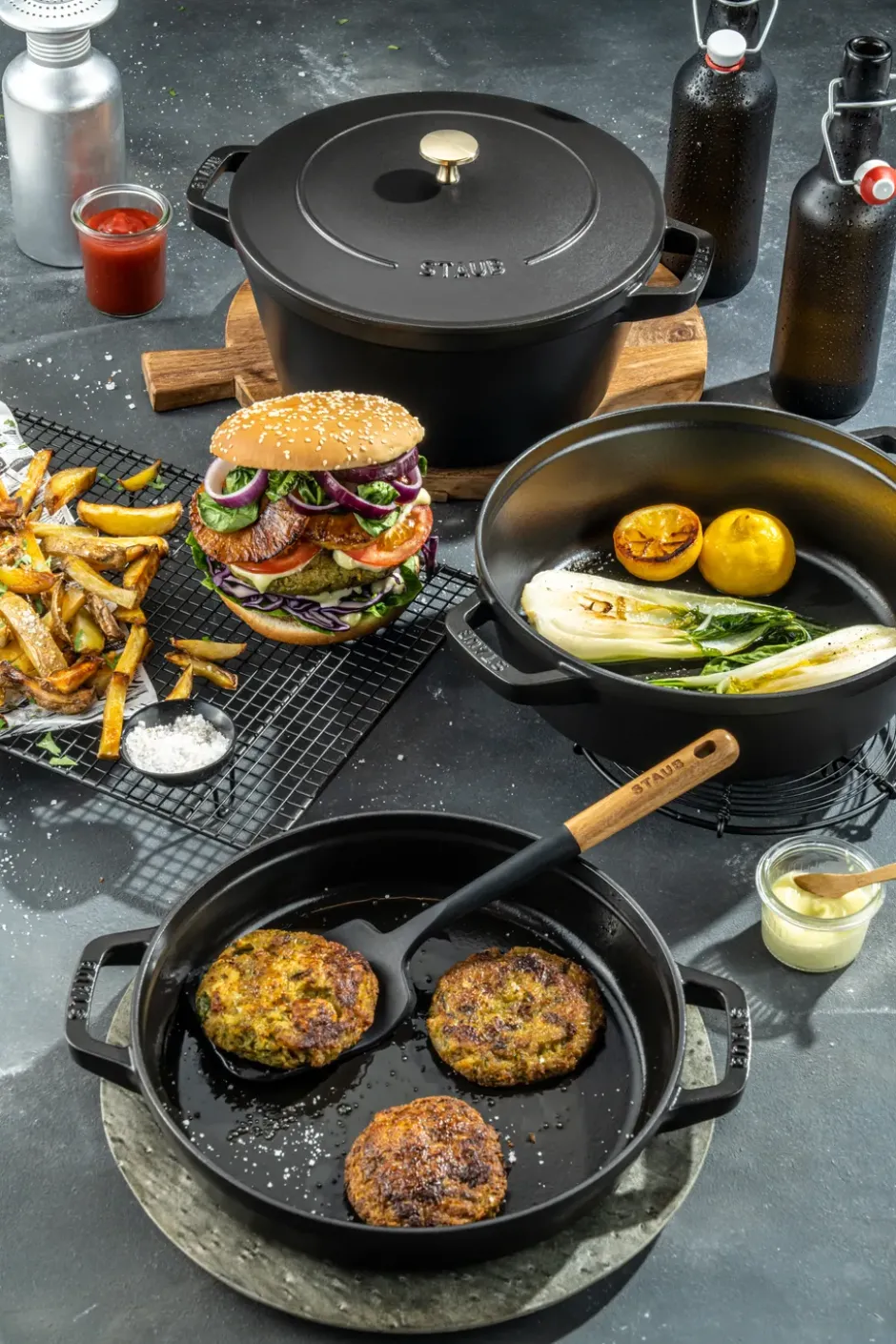 Staub Gryt & kastrullset stapelbara 5 delar, Svart
