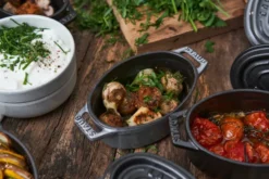 Staub La Cocotte oval minigryta gjutjärn 0,25 L, Grafitgrå