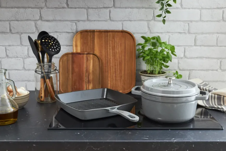 Staub La Cocotte rund gryta gjutjärn 1,7 L, Grafitgrå