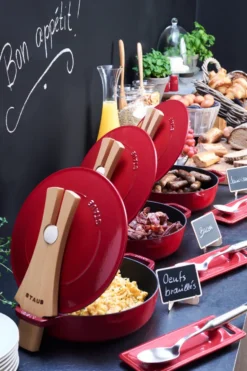 Staub lockhållare i trä, 24 cm