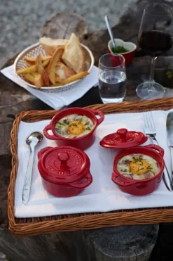 Staub rund minigryta 0,2 l, röd