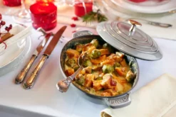 Staub ugnsform gjutjärn med lock oval 23 cm, Grafitgrå