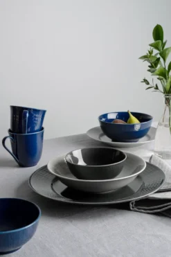 Swedish Grace tallrik Ø21 cm, Dimma (grå)