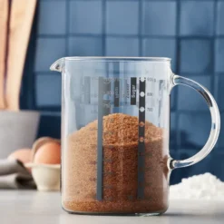 WMF måttkanna 1 l, Klar